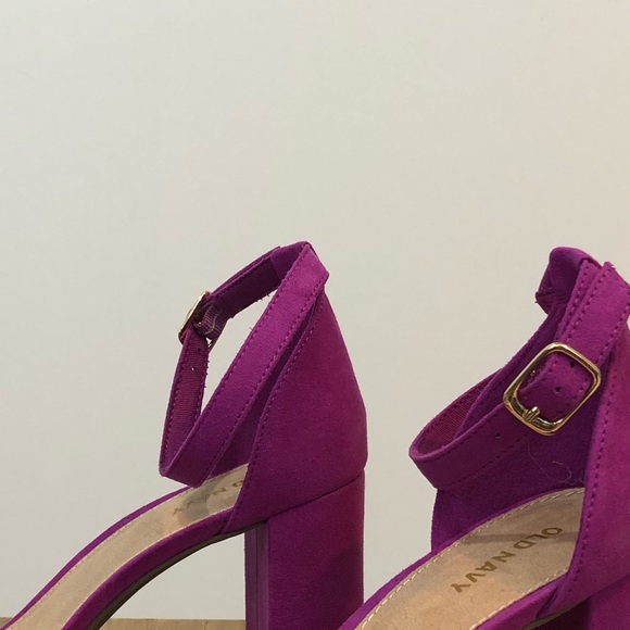 5/$25 NWT Old Navy Heels - Picture 7 of 7